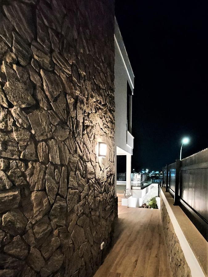 Villa Playa Amadores - Luxury Villa With Heated Pool Puerto Rico  Bagian luar foto